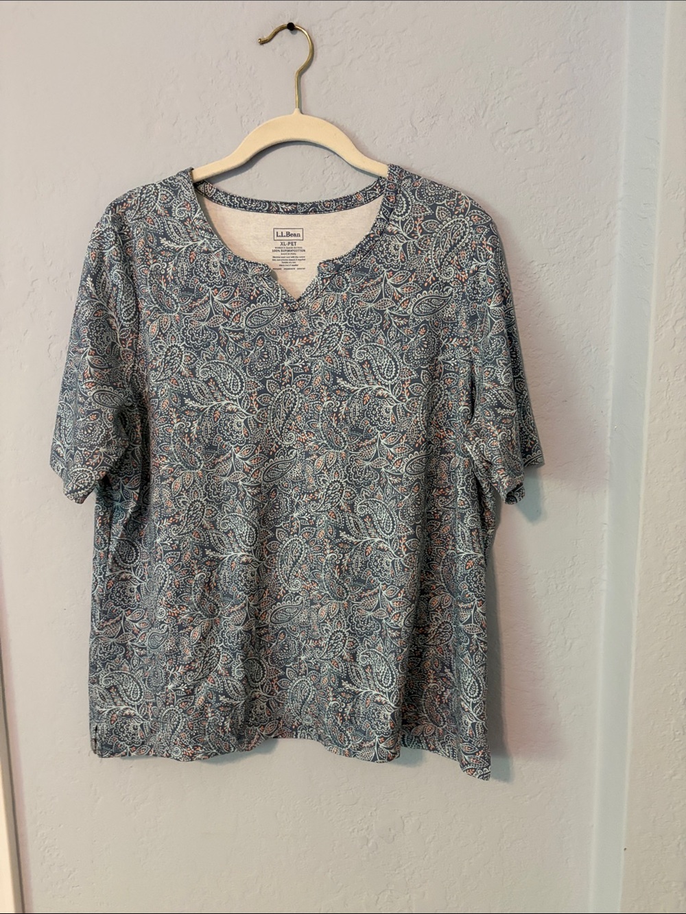 L.L. Bean Women's Blue Paisley Notch-Neck Short Sleeve Tee